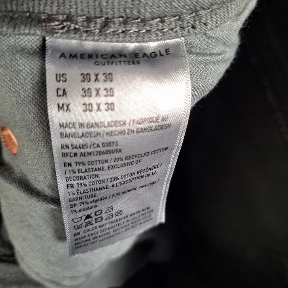 American Eagle Jeans Mens 30x30 Stone Gray Athletic Fit Easyflex Tapered Stretch